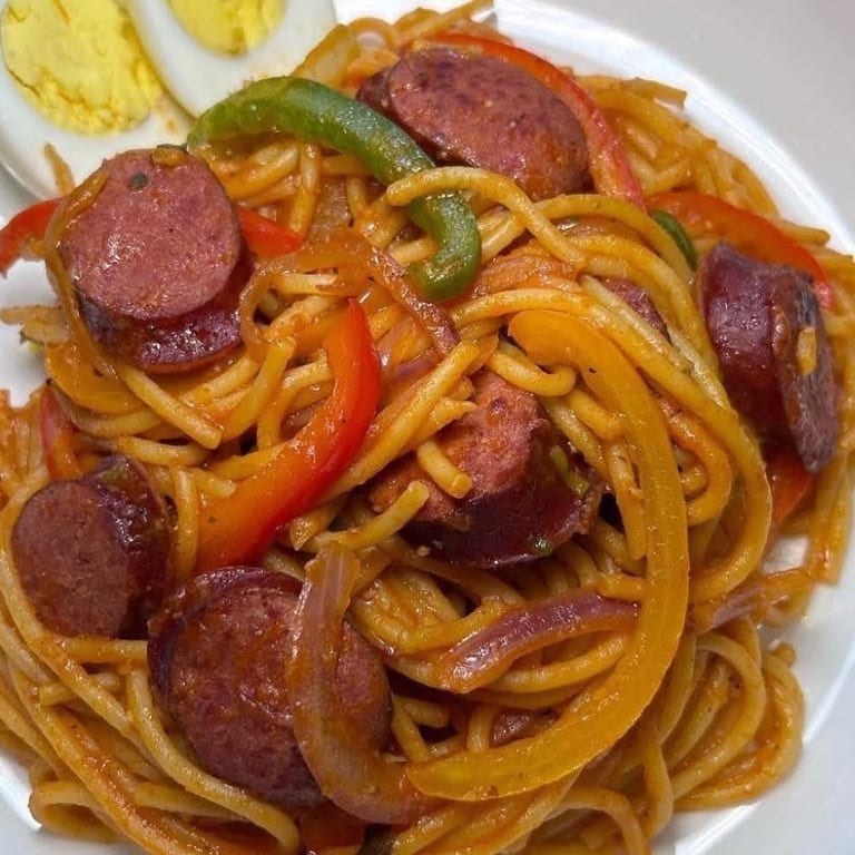 Savor Our Lunch Offerings